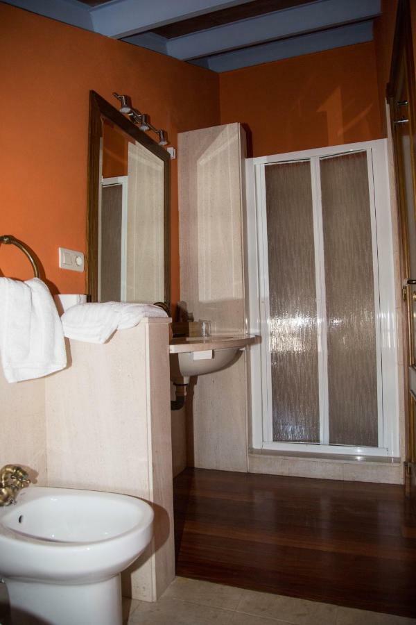 Casa Don Din Guest House Cruces ภายนอก รูปภาพ