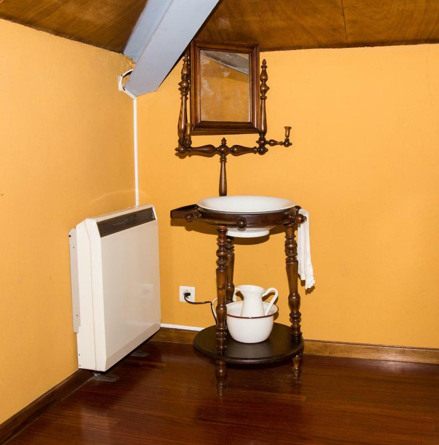 Casa Don Din Guest House Cruces ภายนอก รูปภาพ